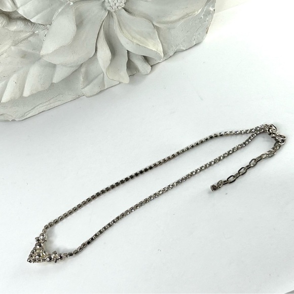 Pearls Rhinestones Fashion Necklace - Picture 8 of 8